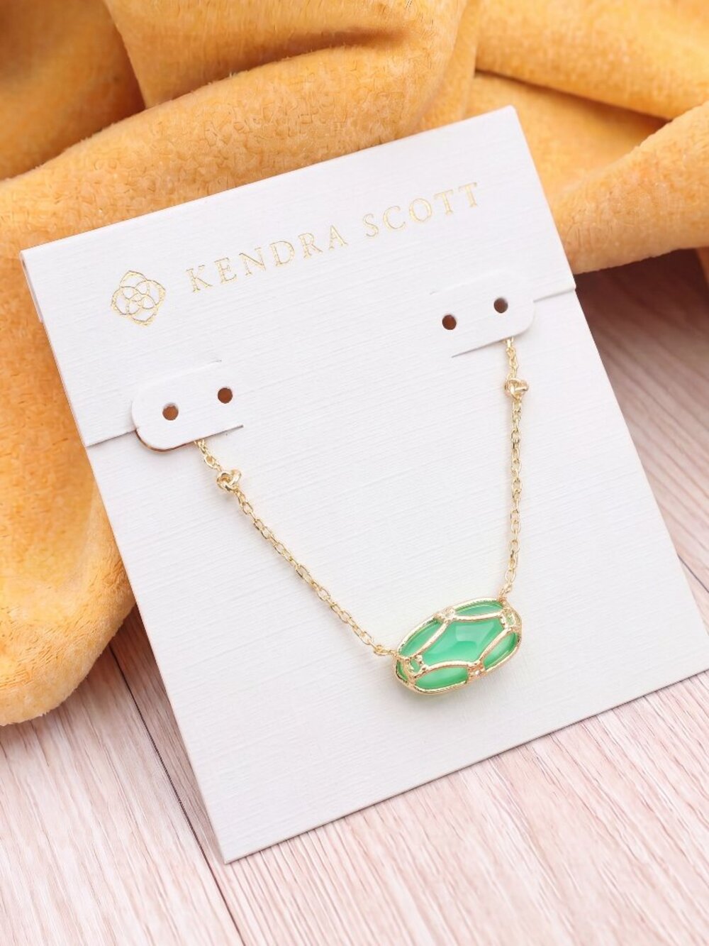 Kendra Scott Elisa Lattice Frame Gold Short Pendant Necklace
